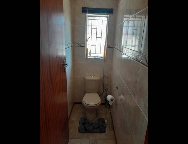 3 BEDROOM HOUSE FOR SALE IN DERSLEY